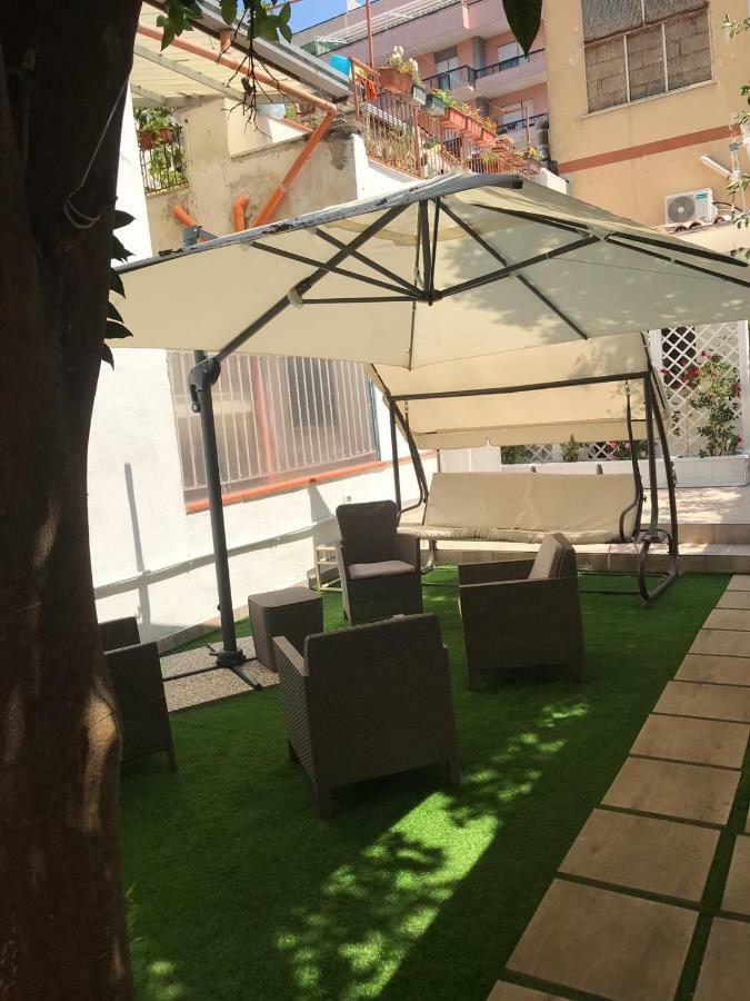 Virgilio'S Garden Panzió Castellammare di Stabia Kültér fotó
