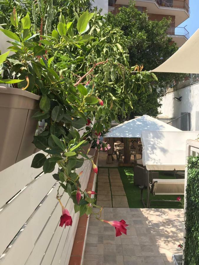 Virgilio'S Garden Panzió Castellammare di Stabia Kültér fotó